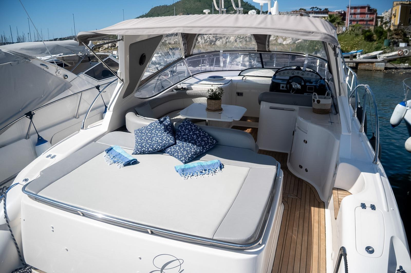 Stern area with sun pad